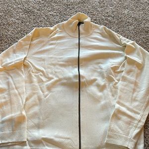 🚶🏻‍♂️Mens XL zip up cream sweater